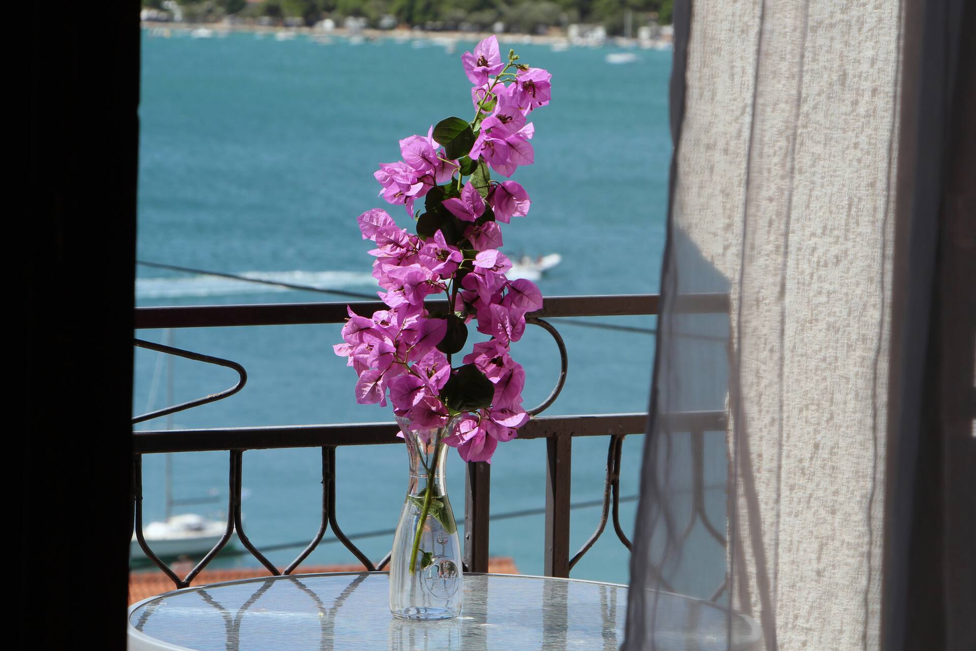 Marina Tisno Apartment 4 with beautiful sea view