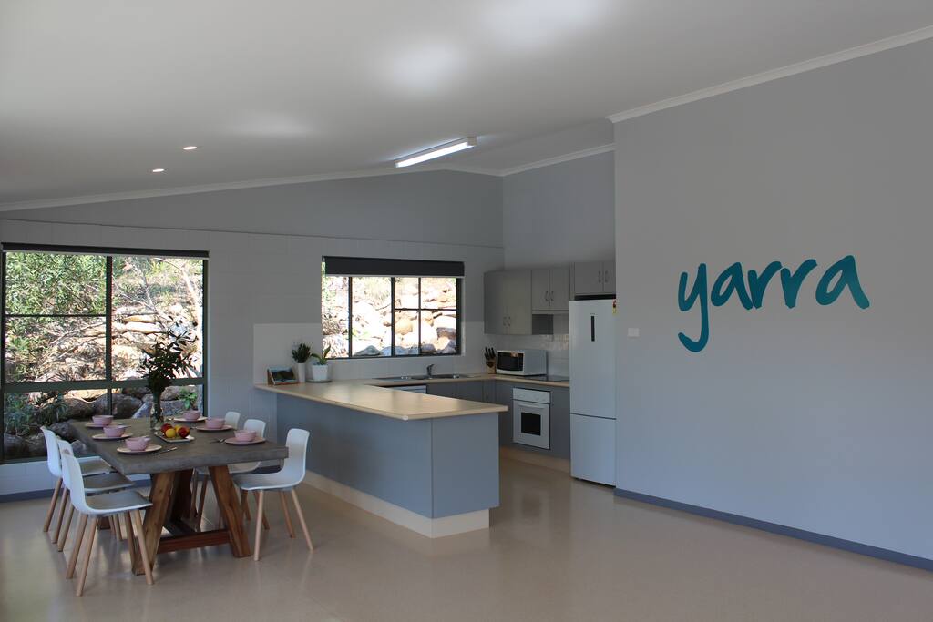 Kitchen and dining area.