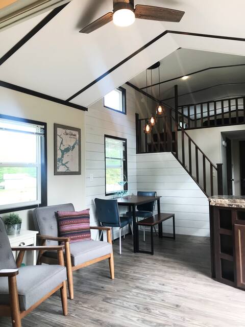 Unique and Modern Tiny House in Lake Holcombe, WI