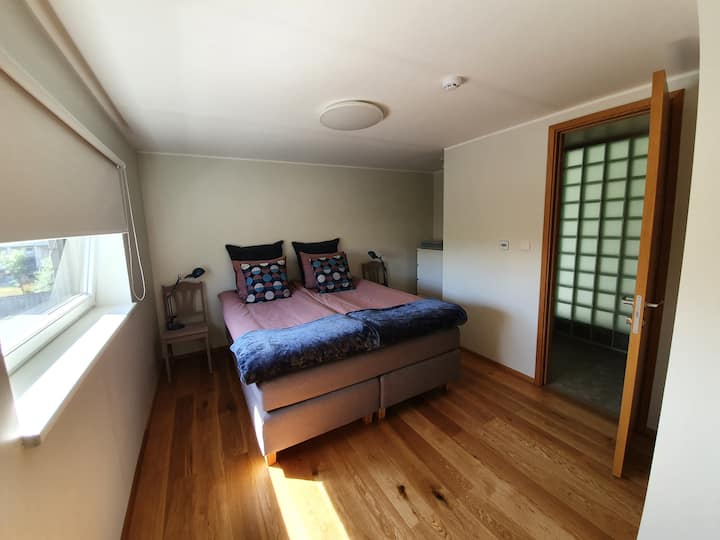 Спалня 3
Широко двойно легло