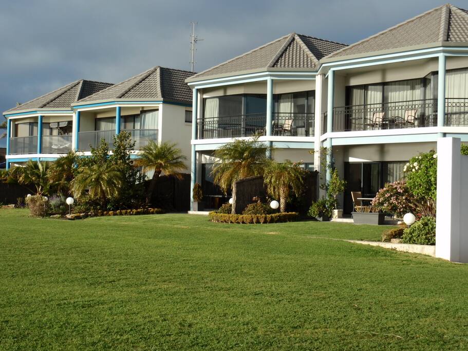 Beach Front Apartment from South Point Drive reserve, 2nd from right.