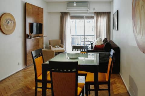 Propiedad de Airbnb exitosa: Amazing Artist’s Apartment In Prime Location en Belgrano