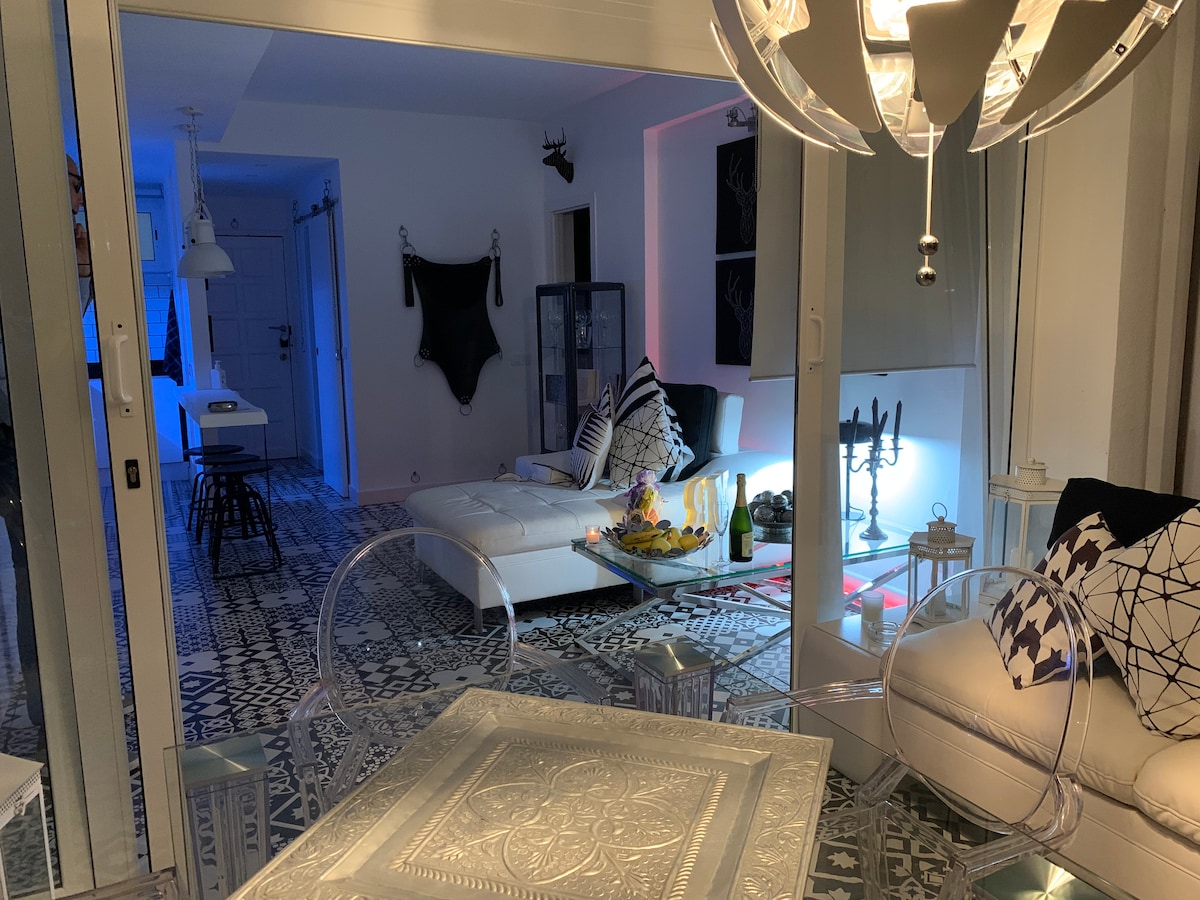 Top performing Airbnb: Yumboparadise 🏳️🌈 in San Bartolomé De Tirajana
