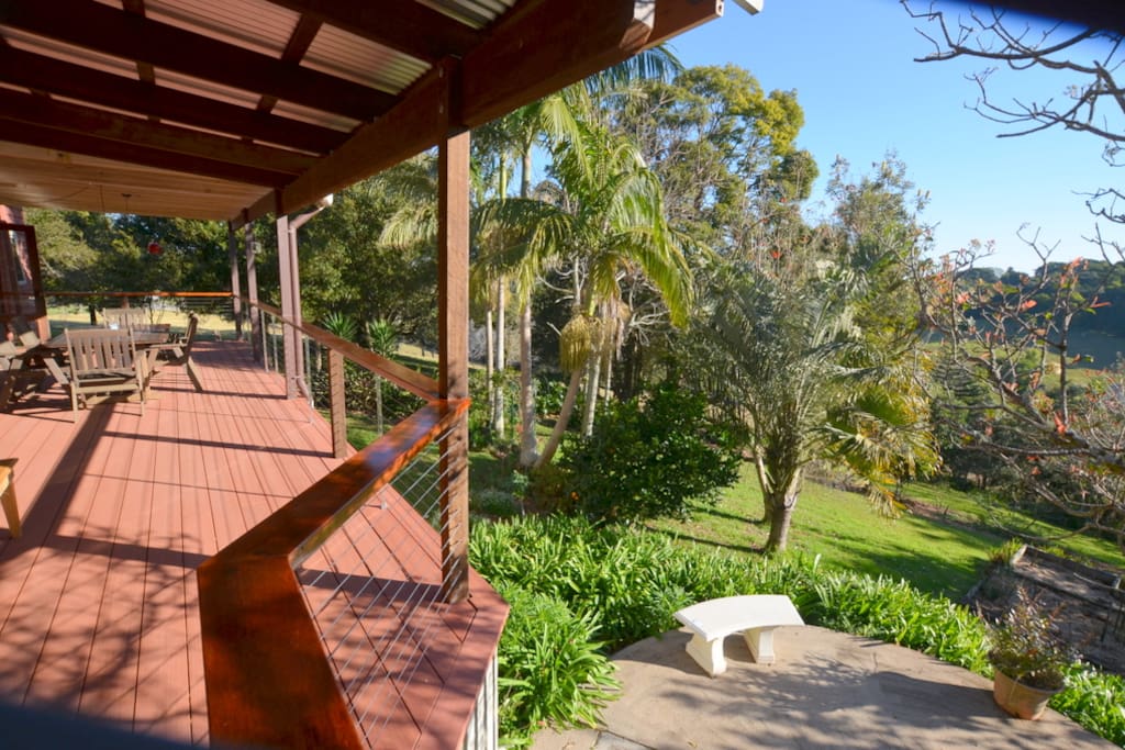 60 sqm deck with BBQ and access to garden.