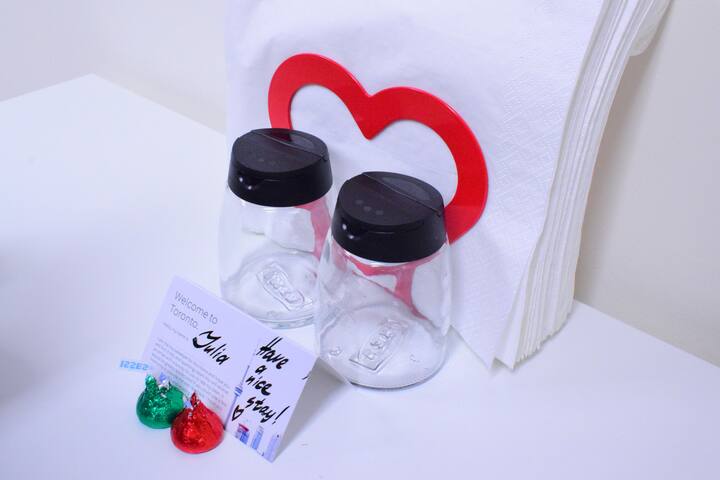 Central Basement Unit,Close To Subway,Little Italy gallery image 5