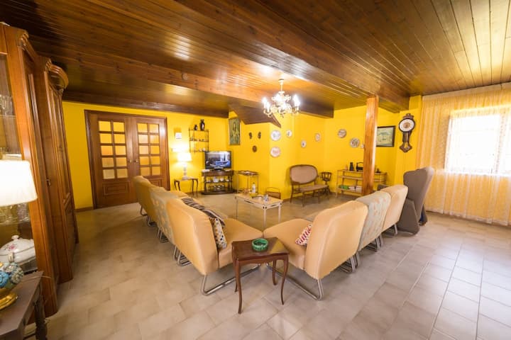 Casa Para 12 Personas En Entorno Rural - Galice