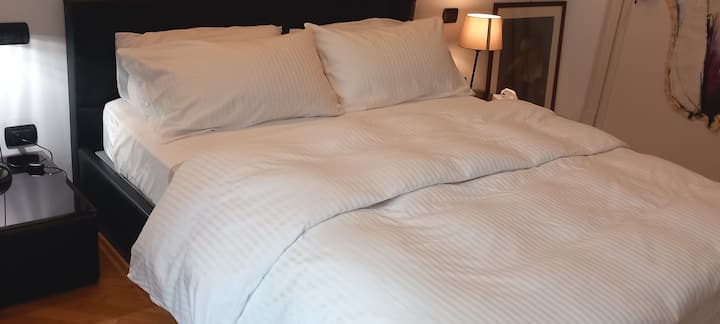 Детална прва спална соба