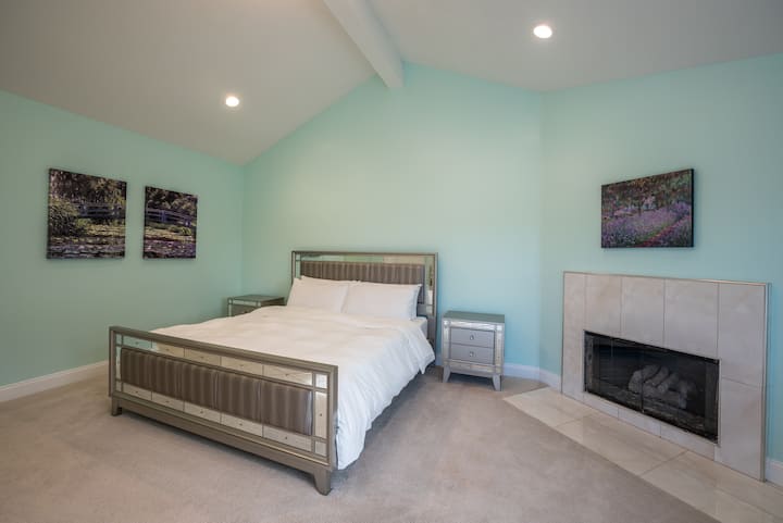 Upstairs Master Bedroom