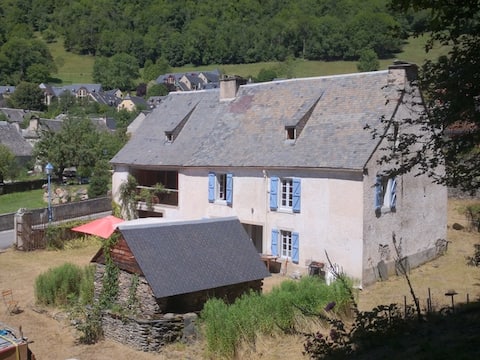 Family home 15 people Génos/Loudenvielle 65240