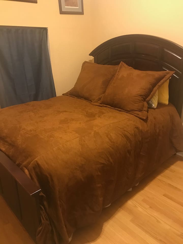 Camera da letto 1 con letto matrimoniale