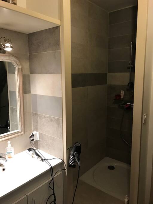Salle de bain - douche à l'italienne
