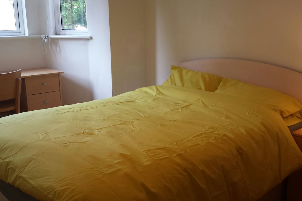 Second bedroom