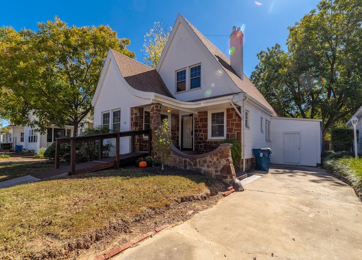 McAlester Cabins Cabins and More Airbnb