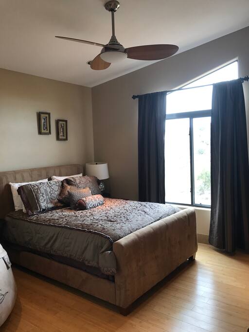 Third bedroom with Queen bed