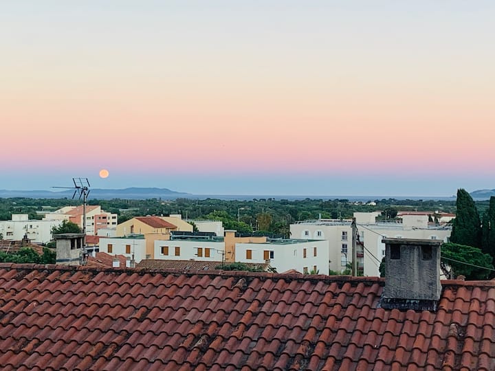 apartment unobstructed view of the islands of hyères!