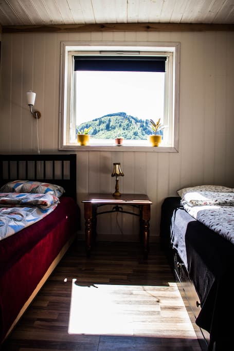 "The tiny room" - room in the middle
- double bed or two single beds