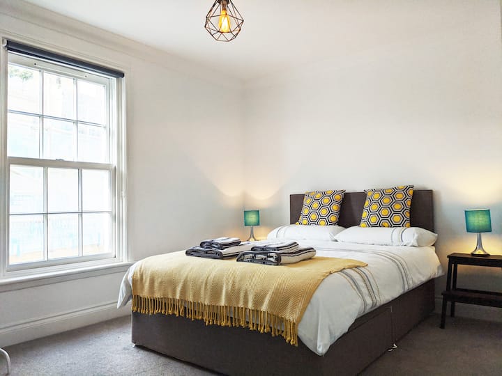 Втората спалня - двойно легло