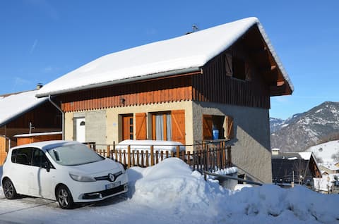 Cottage with 4 free parking spaces