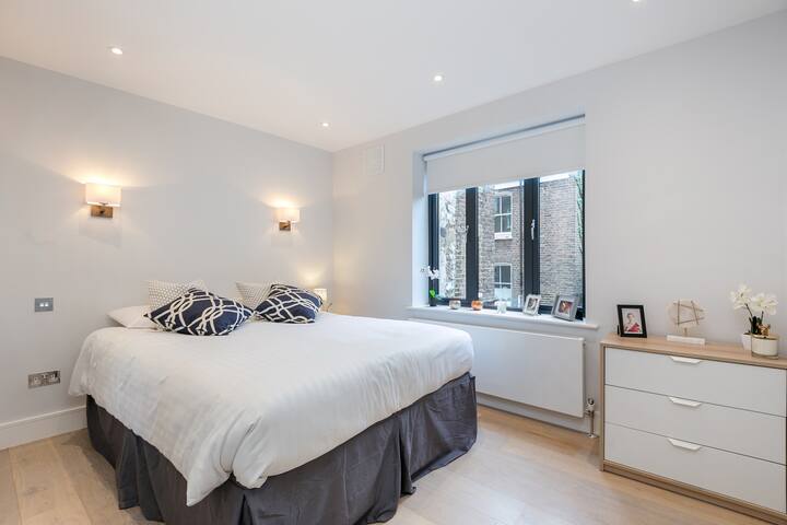 Stylish 3BR Bohemian Retreat by Portobello gallery image 4