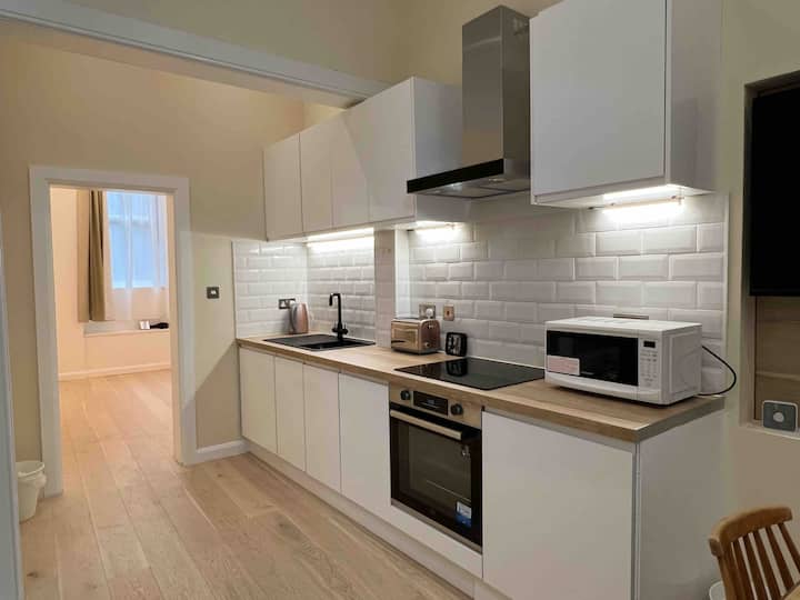 Edinburgh City Centre 1bed Flat Near Castle & Uni - Leith