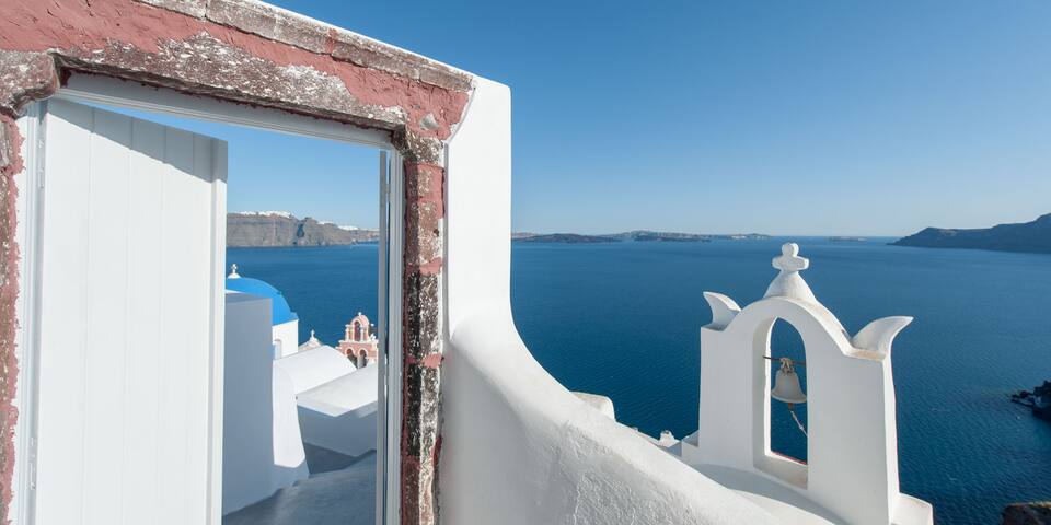 Evmenia Luxury Cave Villa gallery image 3