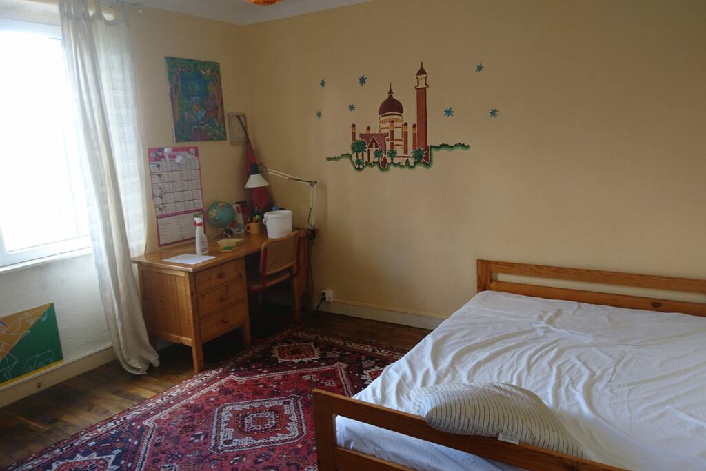 Chambre 2, lit double 140cm