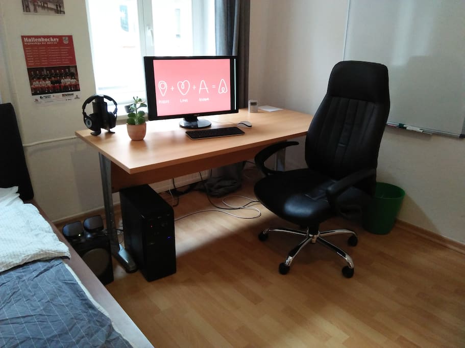 Der Schreibtisch