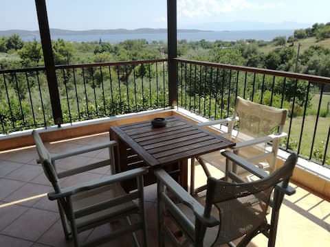 Top Airbnb: Country house in Xiropotami-inspiring view in Δήμος Αριστοτέλη
