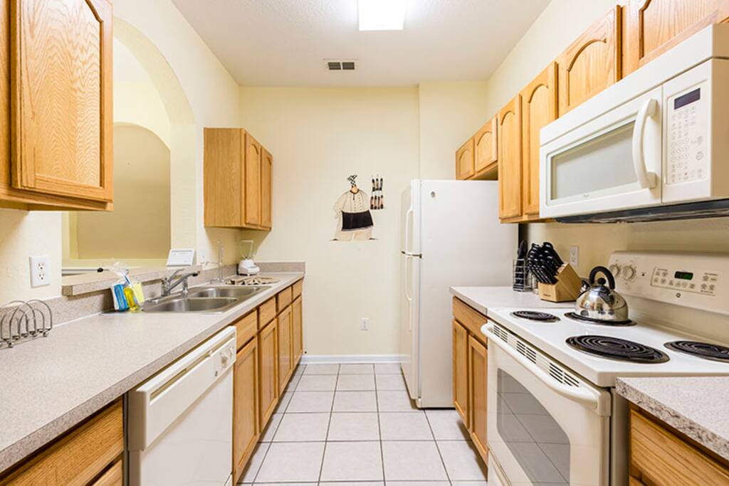 Fully-equipped kitchen