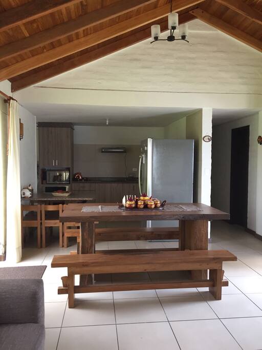Comedor, desayunador, cocina
