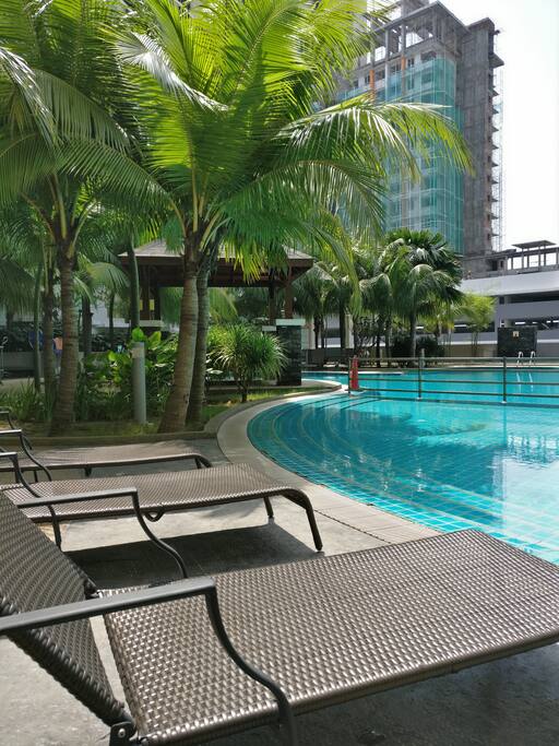 Relaxing swimming pool
