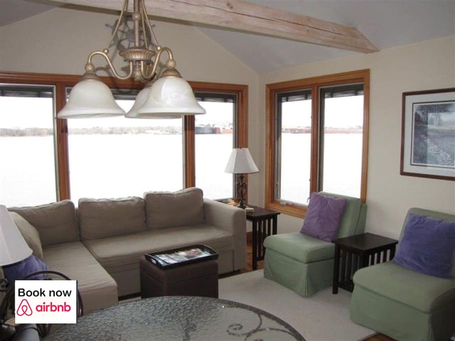Living Room & Sleeper Sofa