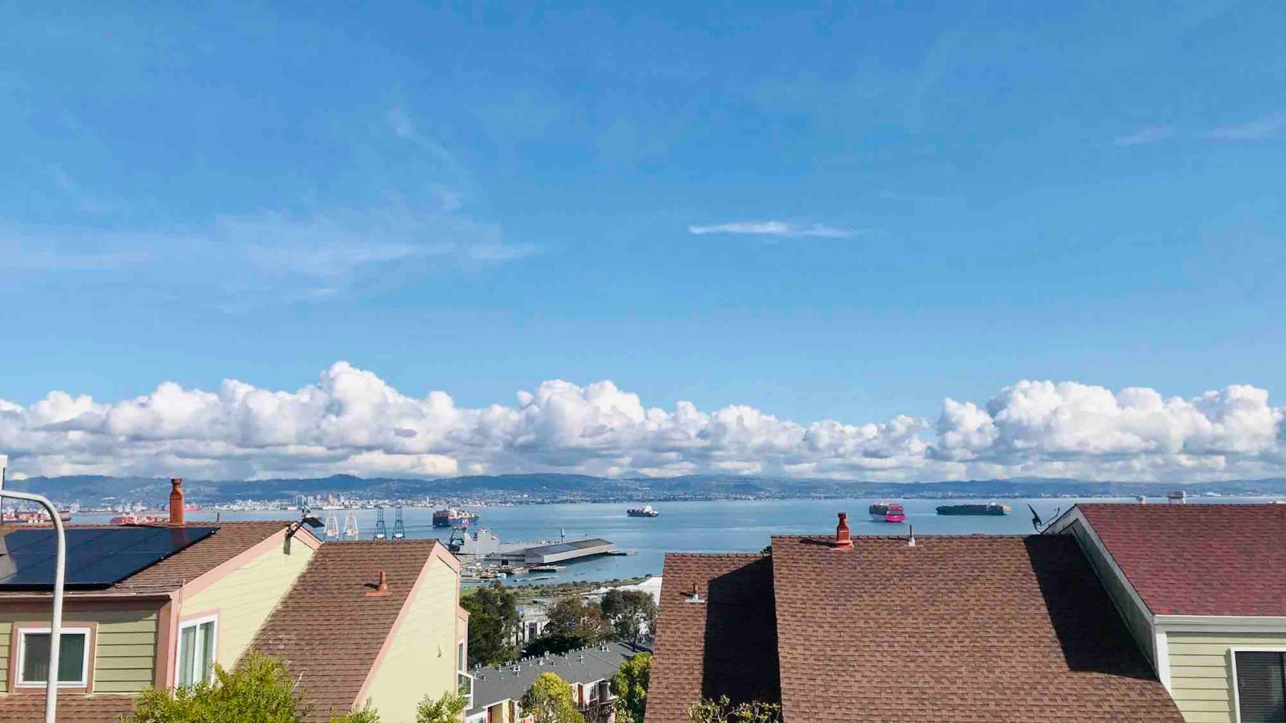 Home in San Francisco · ★4.88 · 3 bedrooms · 3 beds · 3 baths - Image 21