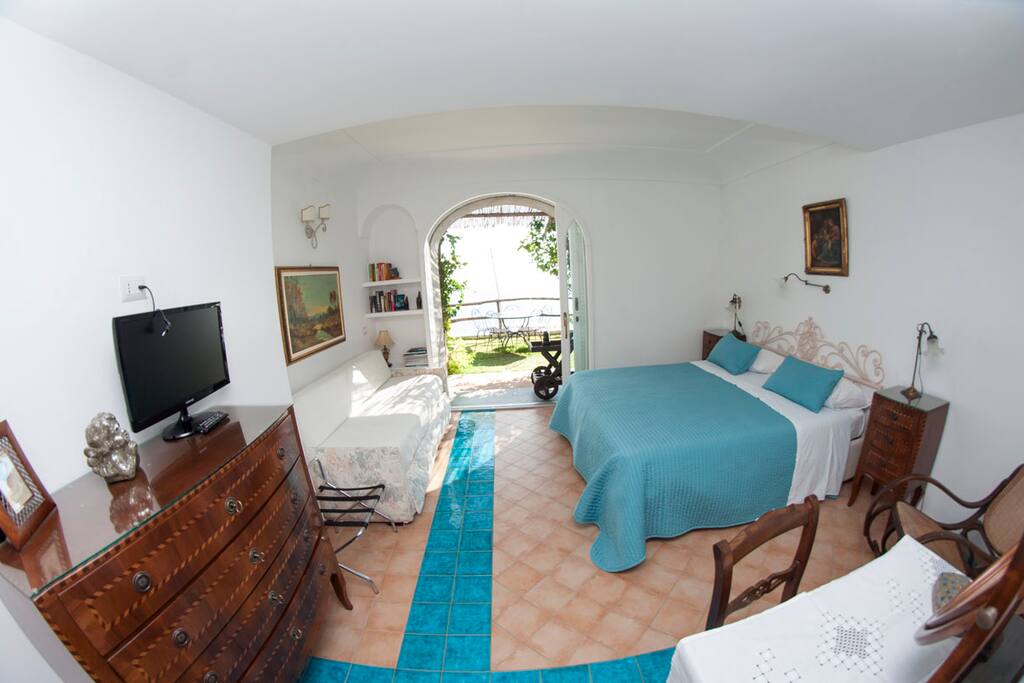 matr. con divano letto x2 pax