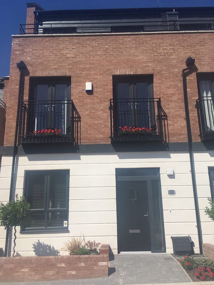 Didsbury Holiday Rentals & Homes Didsbury, Didsbury, United Kingdom