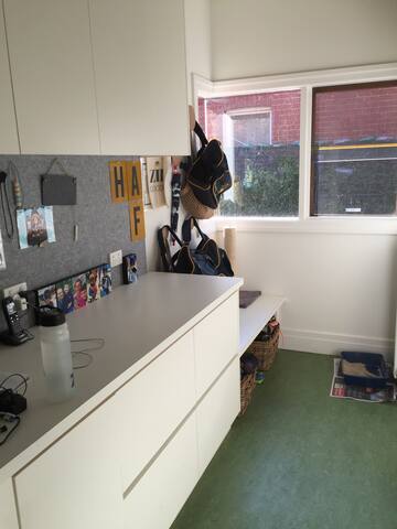 Relaxing Family Beachside Retreat gallery image 5