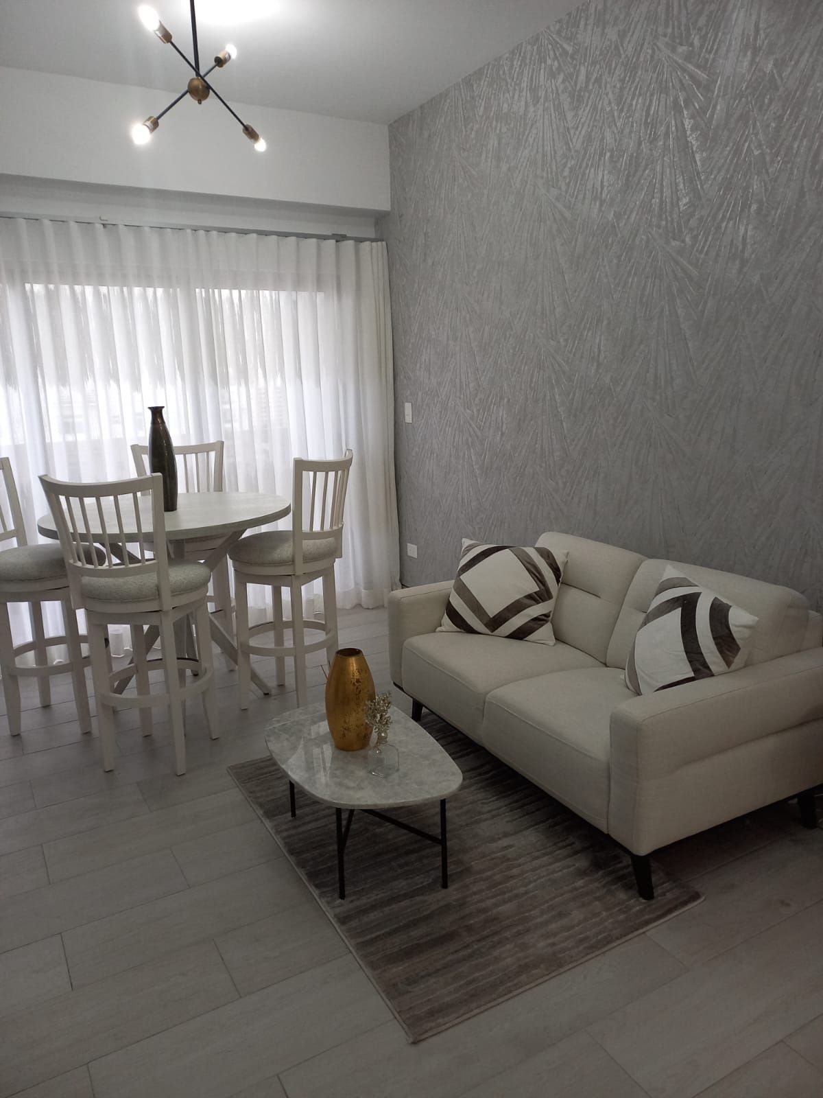 غرفة المعيشة