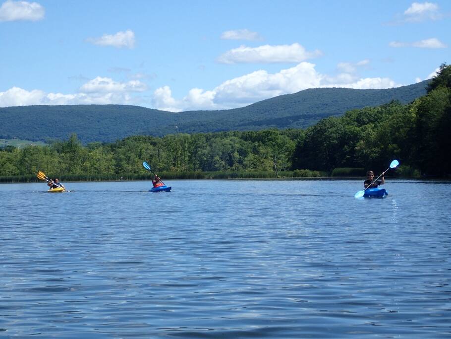 Paddling on serene Robinson Pond