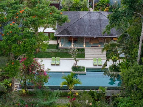 2 Bedrooms joglo house with pool