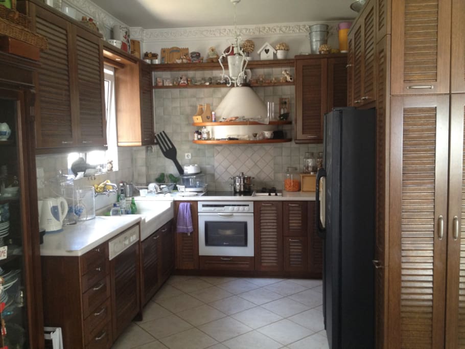1rst floor - the kitchen