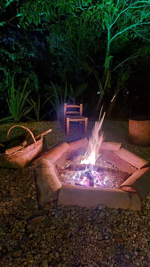 Top performing Airbnb: Charming little house in front of the Rio in Campinas