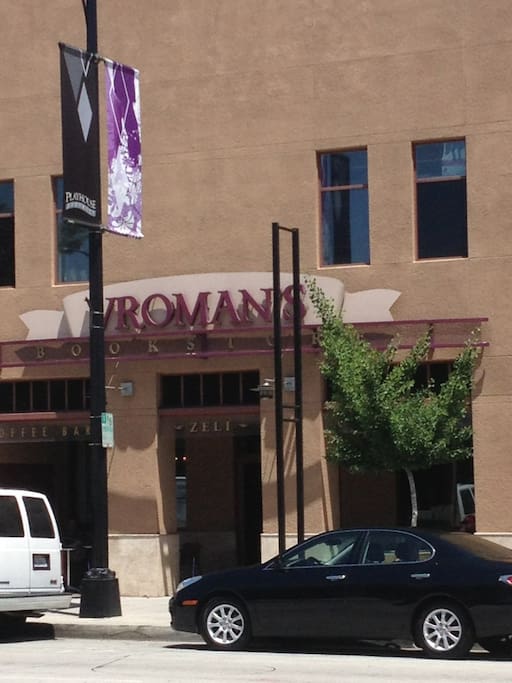 Photo of Vroman's Bookstore