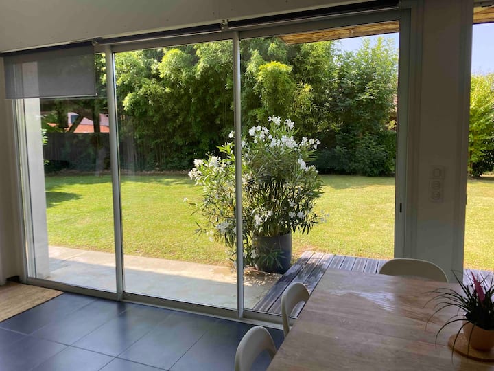 Pamja e dhomës së ndenjjes