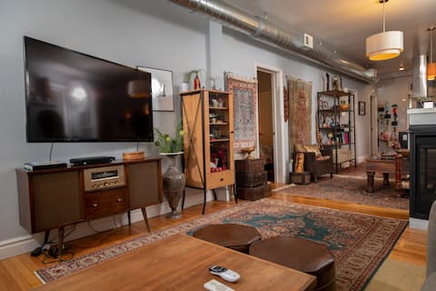 Popular Airbnb listing: Urban Oasis | Charm Meets Urban Farm in Baker