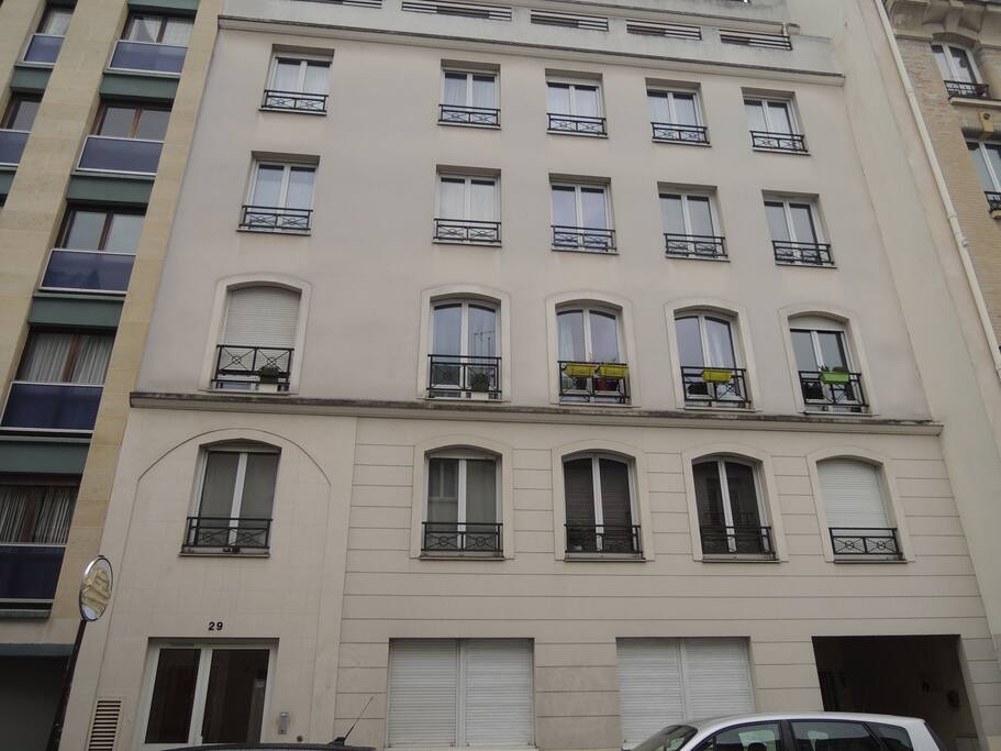 Façade extérieure de l'immeuble
