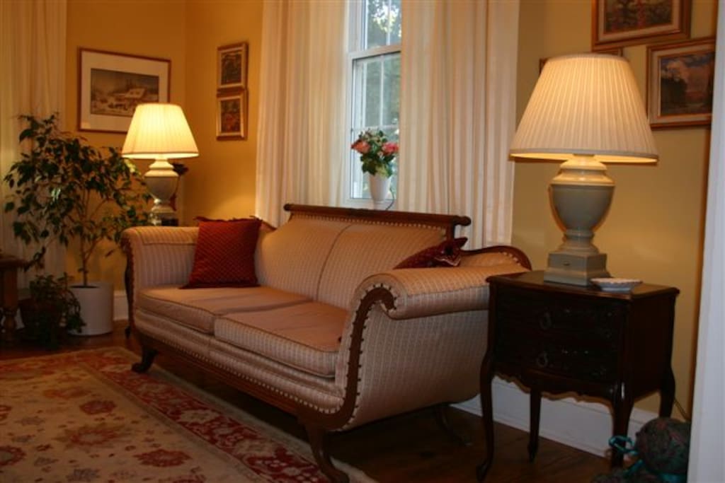 Lounge for guests