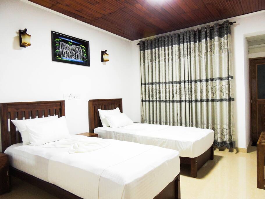 Bed Room 02