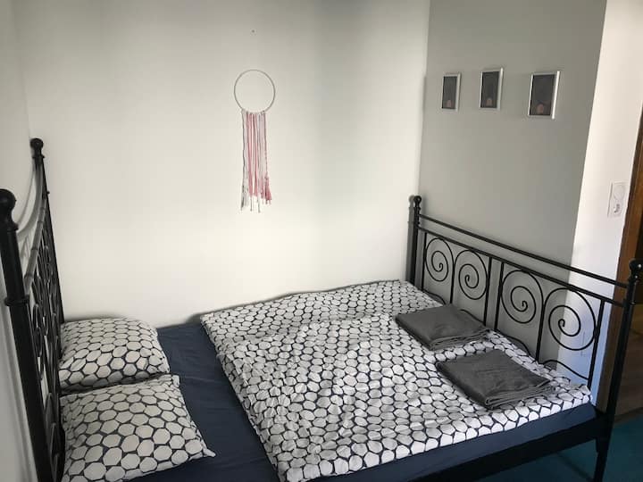 Стая № 1 (легло с широчина 160 см)