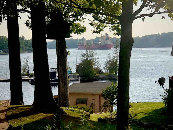 Charming 1888 St Lawrence River cottage Alex Bay Cottages for Rent