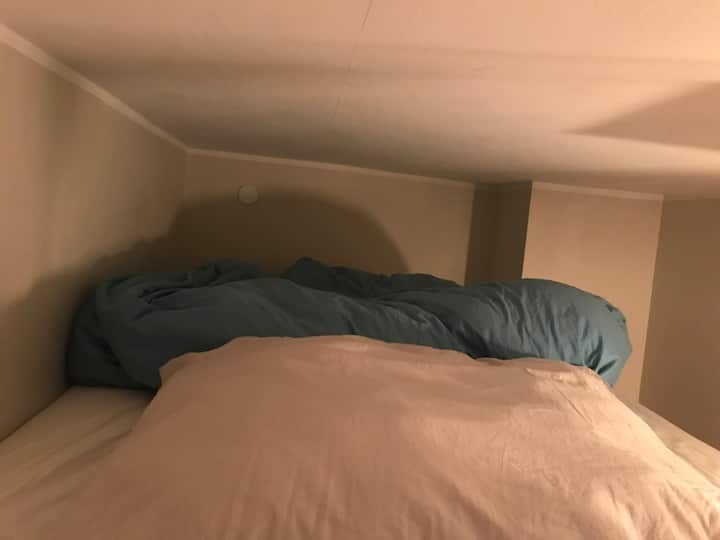 מיטה נוחה לשניים 